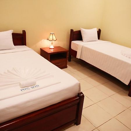 Phu Son Village Resort Дуонг-Донг Экстерьер фото