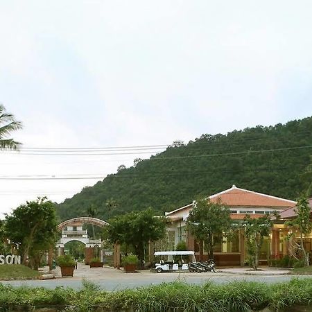 Phu Son Village Resort Дуонг-Донг Экстерьер фото