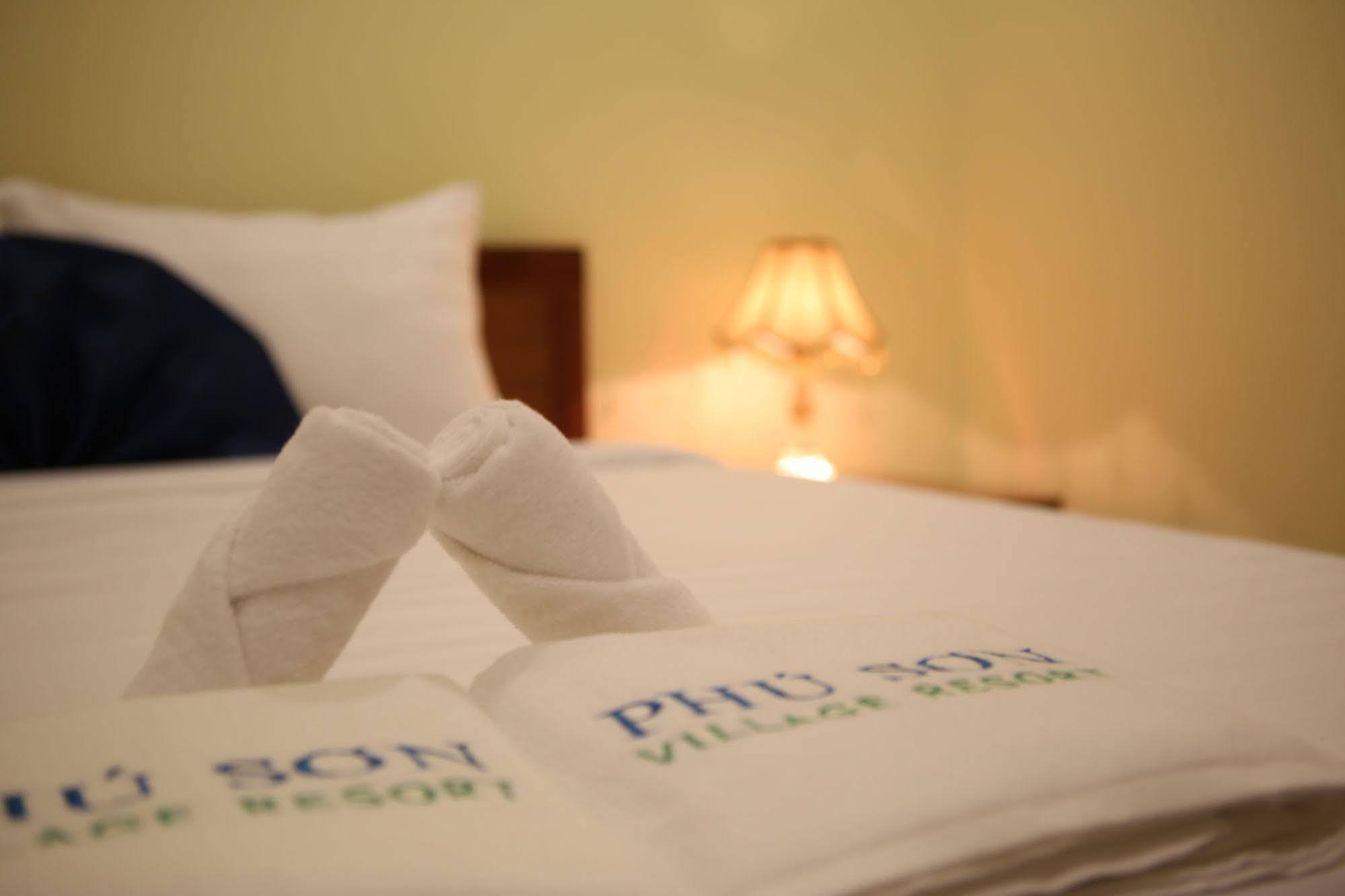 Phu Son Village Resort Дуонг-Донг Экстерьер фото