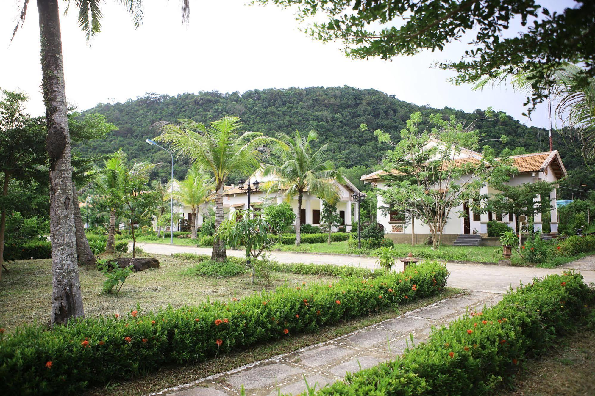 Phu Son Village Resort Дуонг-Донг Экстерьер фото